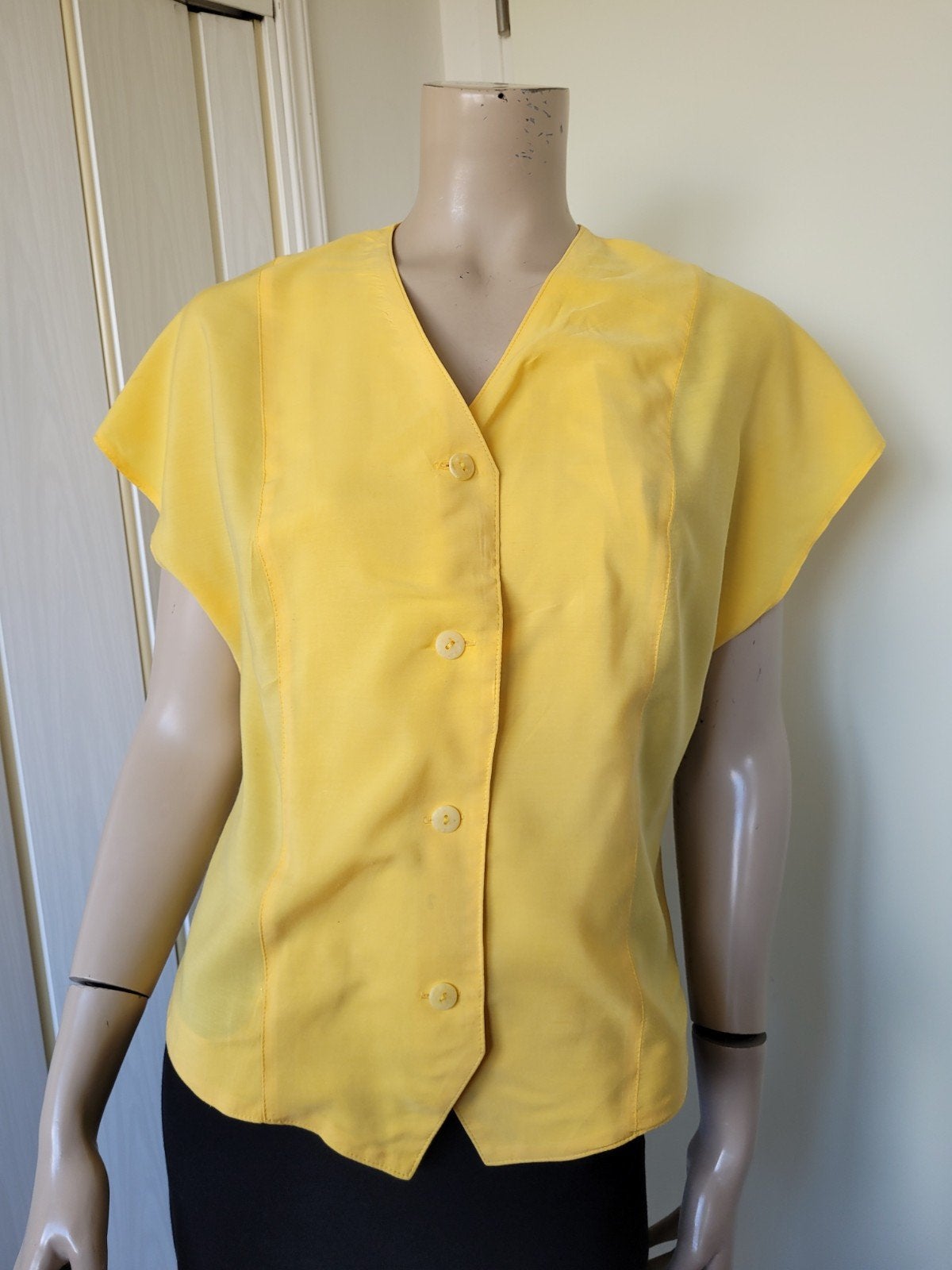 Givenchy zomer shirt blouse knopen geel maat 38/40, Maat 38/40 (M), Geel, Ophalen of Verzenden, Zo goed als nieuw