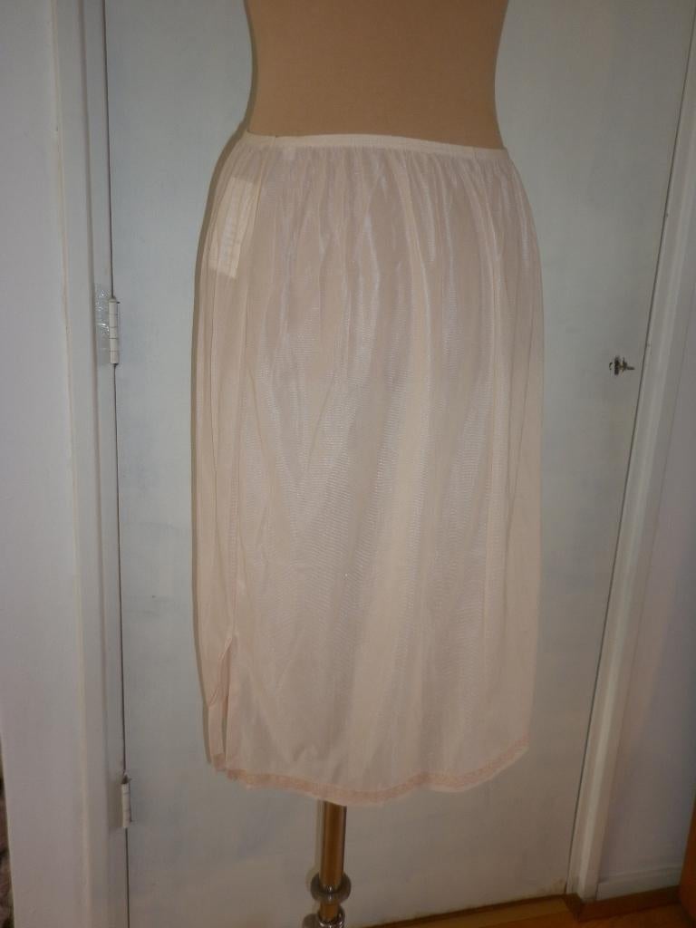 onderrok maat M, Verzenden, Beige, Overige typen