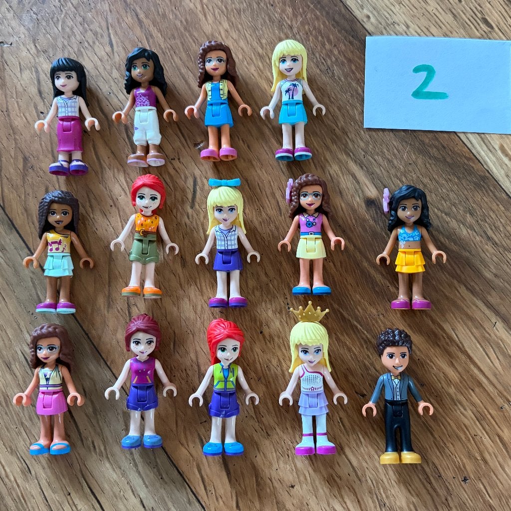 14 LEGO Friends minifigures / minidolls (set 2), Lego, Friends, Ophalen of Verzenden, Zo goed als nieuw