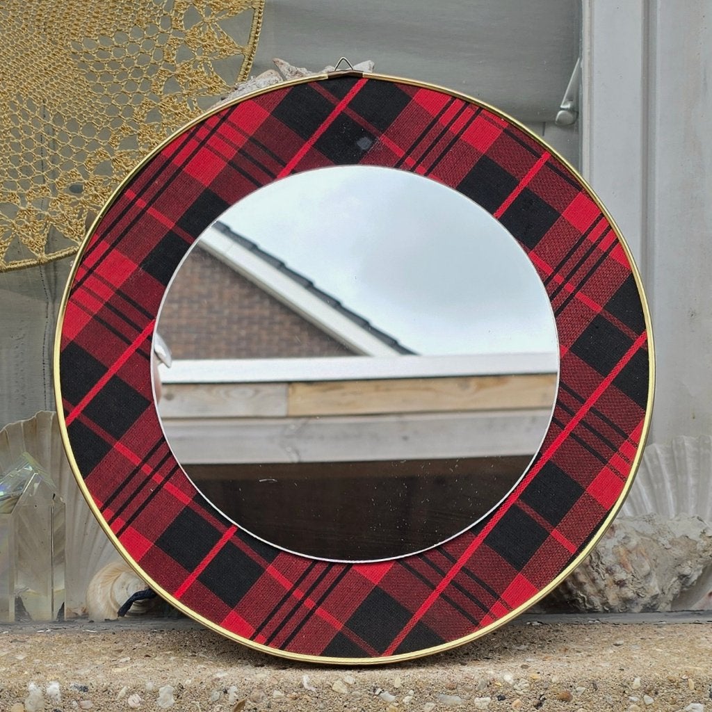 Vintage jaren '60 ronde spiegel met Schotse ruit rand., Huis en Inrichting, Woonaccessoires | Spiegels, Minder dan 50 cm, Rond