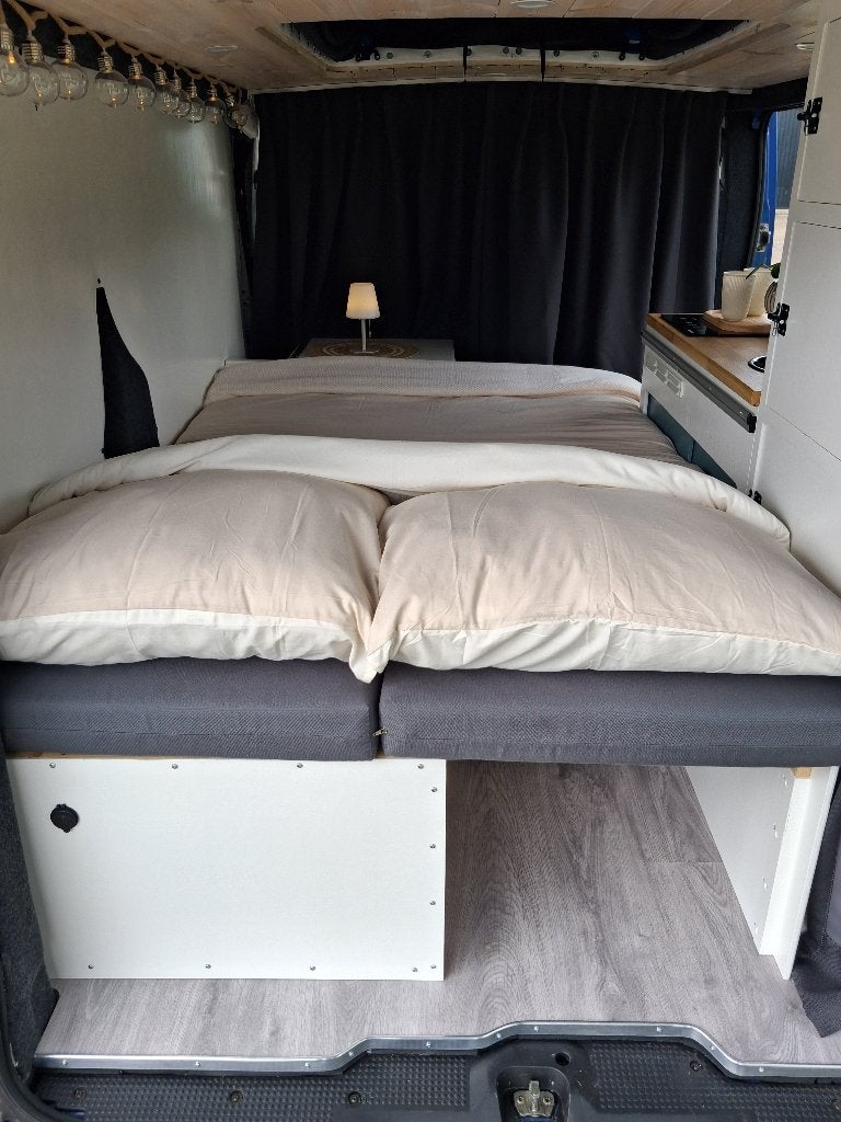 Opel Vivaro buscamper | NIEUWE inbouw | Euro 5 | Instapklaar, Overige merken, Chemisch toilet, Buscamper of Camperbus, Tot en met 2