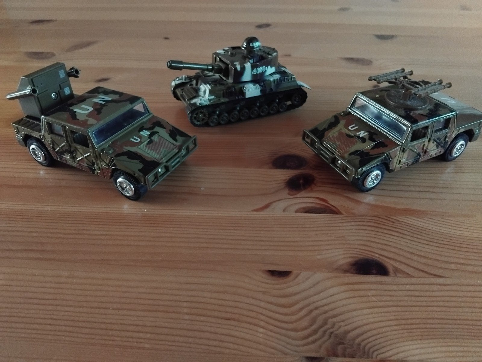 3 legervoertuigen 12,5 cm lengte, Hobby en Vrije tijd, Modelbouw | Figuren en Diorama's, Ophalen of Verzenden, Gebruikt