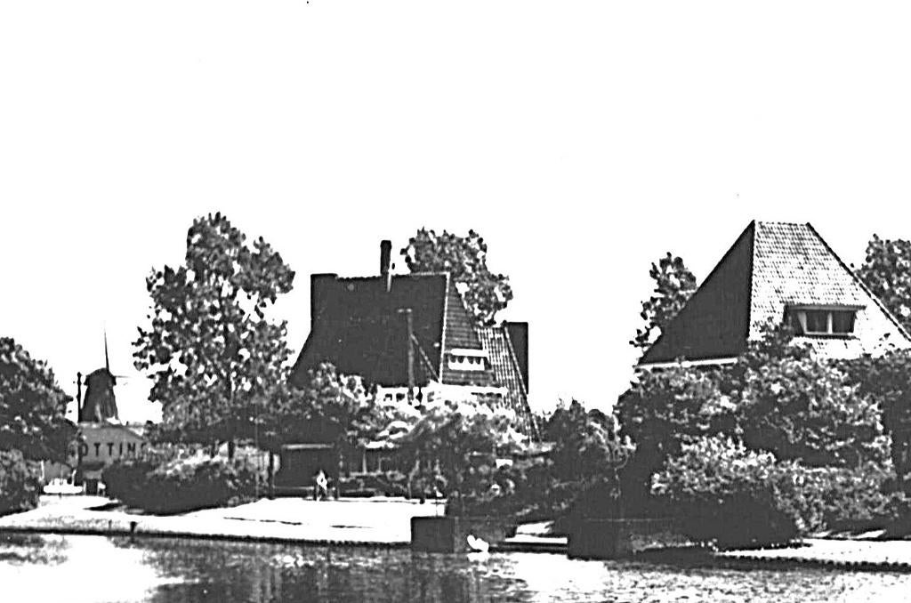983558 Delfzijl Gracht met geref Kerk 1962 zegel Afgeweekt, Ophalen of Verzenden, 1960 tot 1980, Gelopen, Groningen
