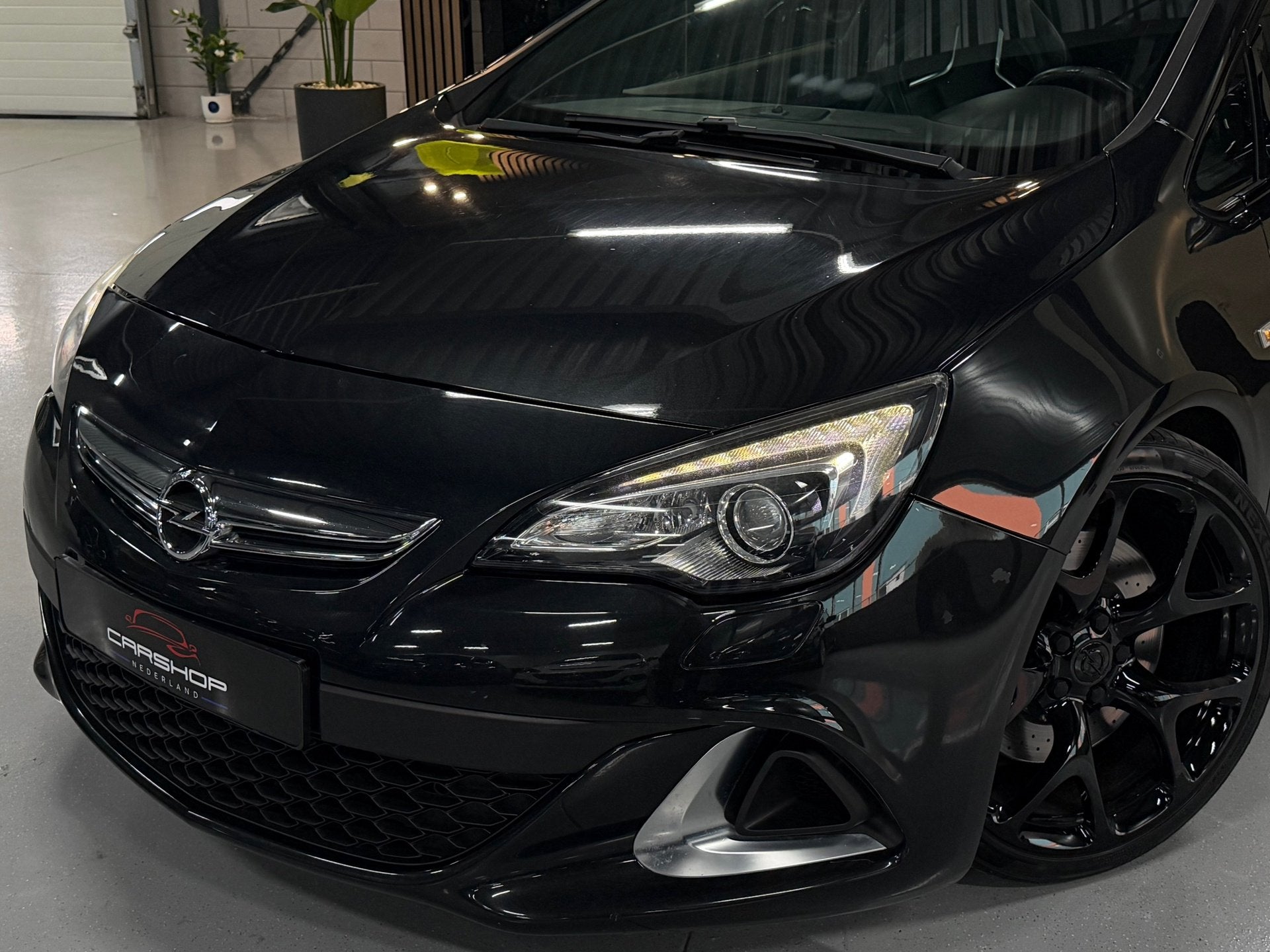 Opel Astra GTC 2.0 Turbo OPC 280PK DOWNPIPE/H&R/SCHAALSTLN, Auto's, Opel, 1998 cc, Gebruikt, Zwart, 4 cilinders