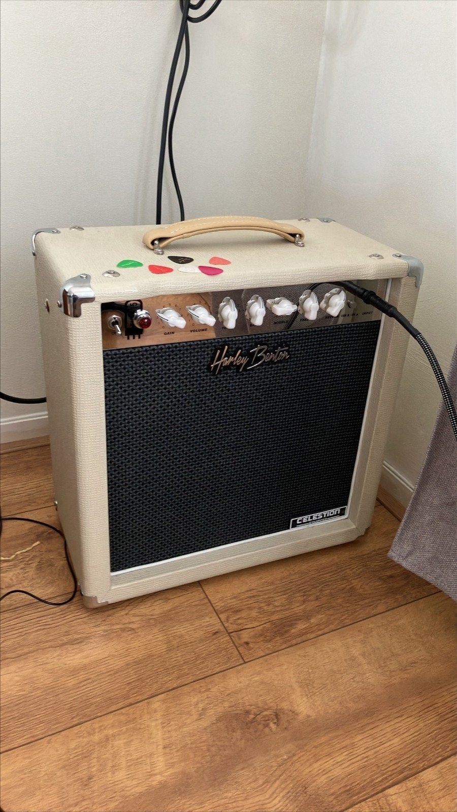Harley Benton Celestron tube amp, Muziek en Instrumenten, Versterkers | Bas en Gitaar, Ophalen, Zo goed als nieuw, Minder dan 50 watt