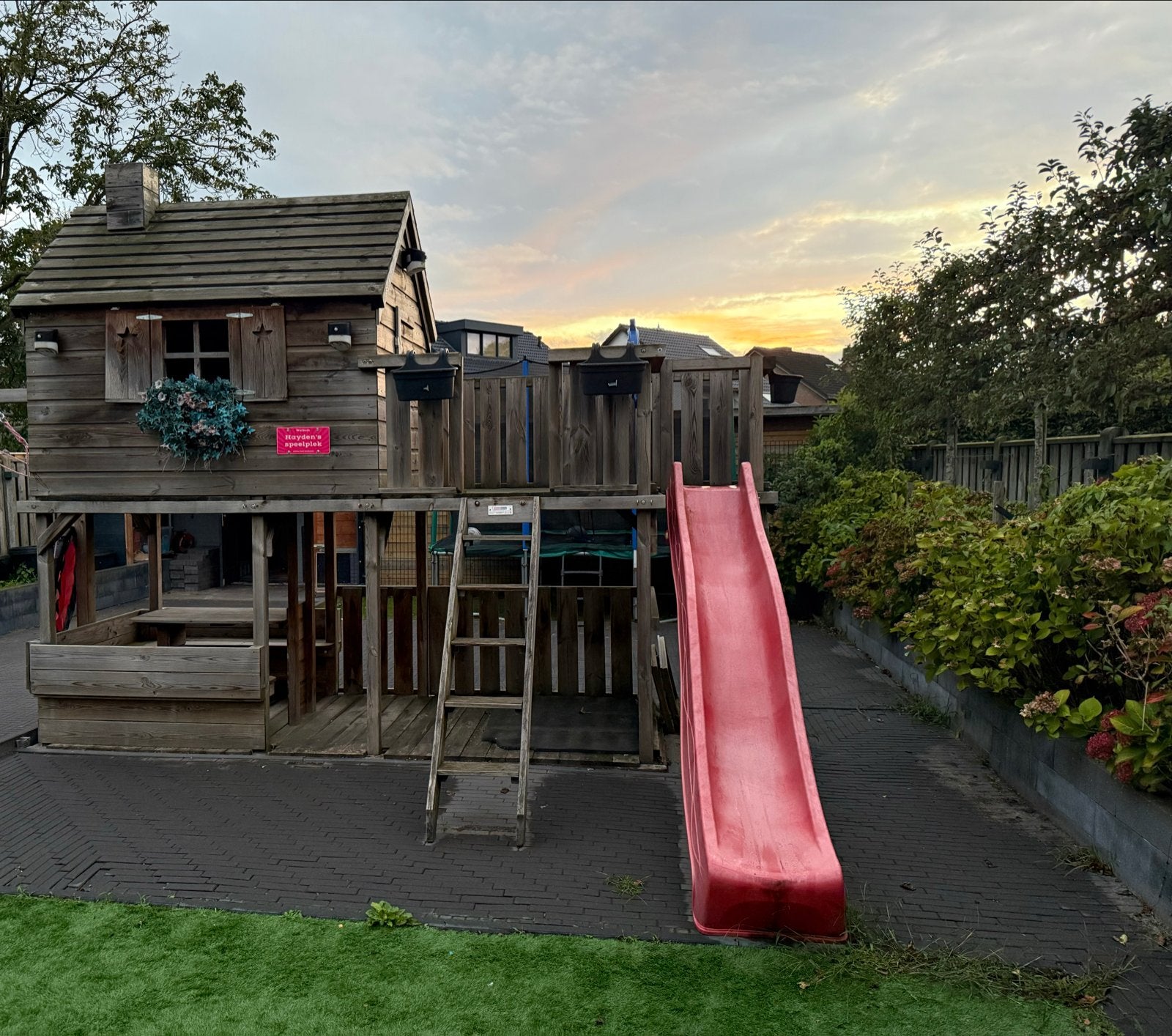 Houten Speelhuisje met Glijbaan (excl. schommel), Kinderen en Baby's, Ophalen, Gebruikt, Hout