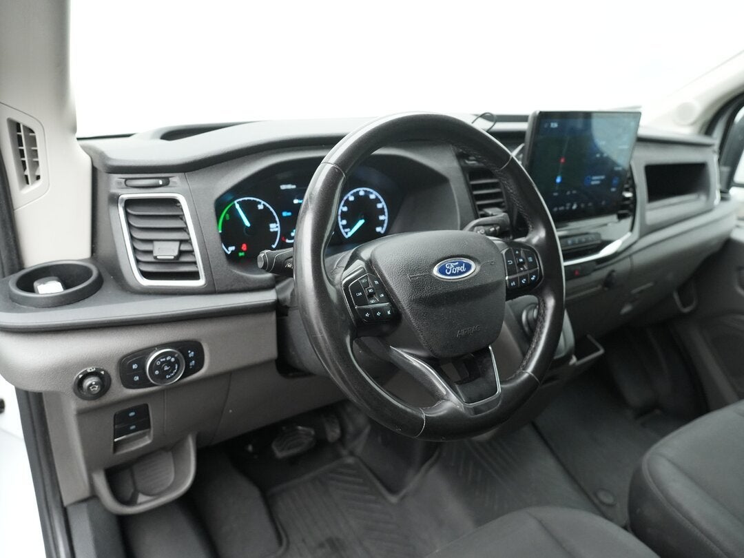 Ford e-Transit 184pk Gesloten bestelwagen Elektrisch 68kWh 3, Auto's, Automaat, Navigatiesysteem, Gebruikt, Wit