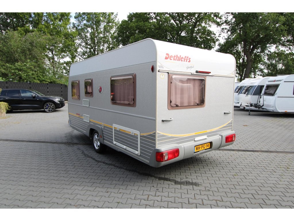 Dethleffs Camper Lifestyle 450 DB Mover-Voortent-Luifel, Caravans en Kamperen, Rondzit, Bedrijf, 750 - 1000 kg, Kachel