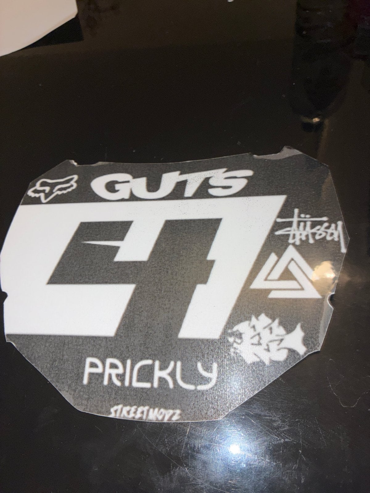GUTS Prickly Streetmopz Sticker, Auto diversen, Ophalen of Verzenden