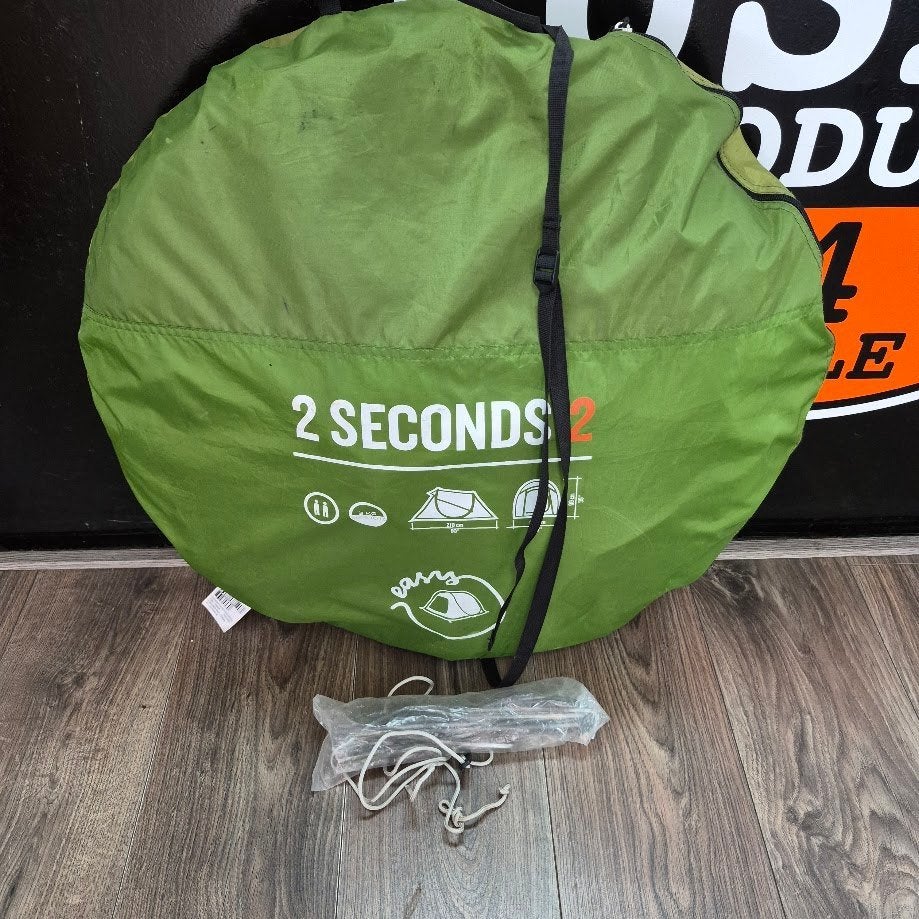 Quecha 2 seconds popup tent met zakje haringen, Gebruikt, Tot en met 2, Ophalen of Verzenden, X