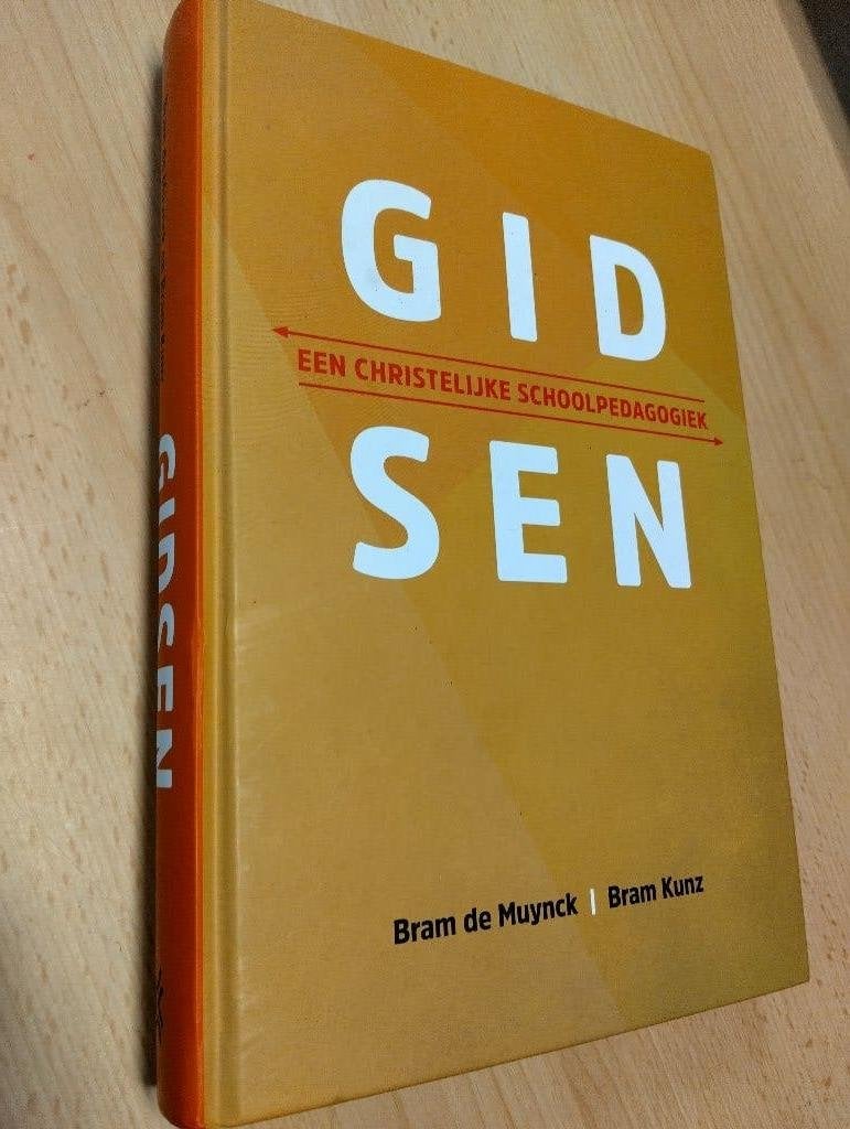 Nr. 603 Bram de Muynck, Gidsen, een chr. Schoolpedagogiek, Boeken, Studieboeken en Cursussen, Ophalen of Verzenden, Alpha, Zo goed als nieuw