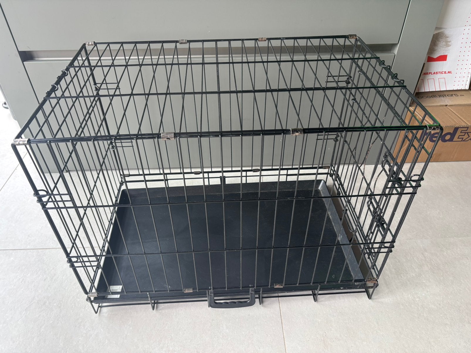 Opvouwbare bench metaal 77 x 48 x 57, Dieren en Toebehoren, Ophalen, Hondenkennel, Gebruikt, Minder dan 65 cm