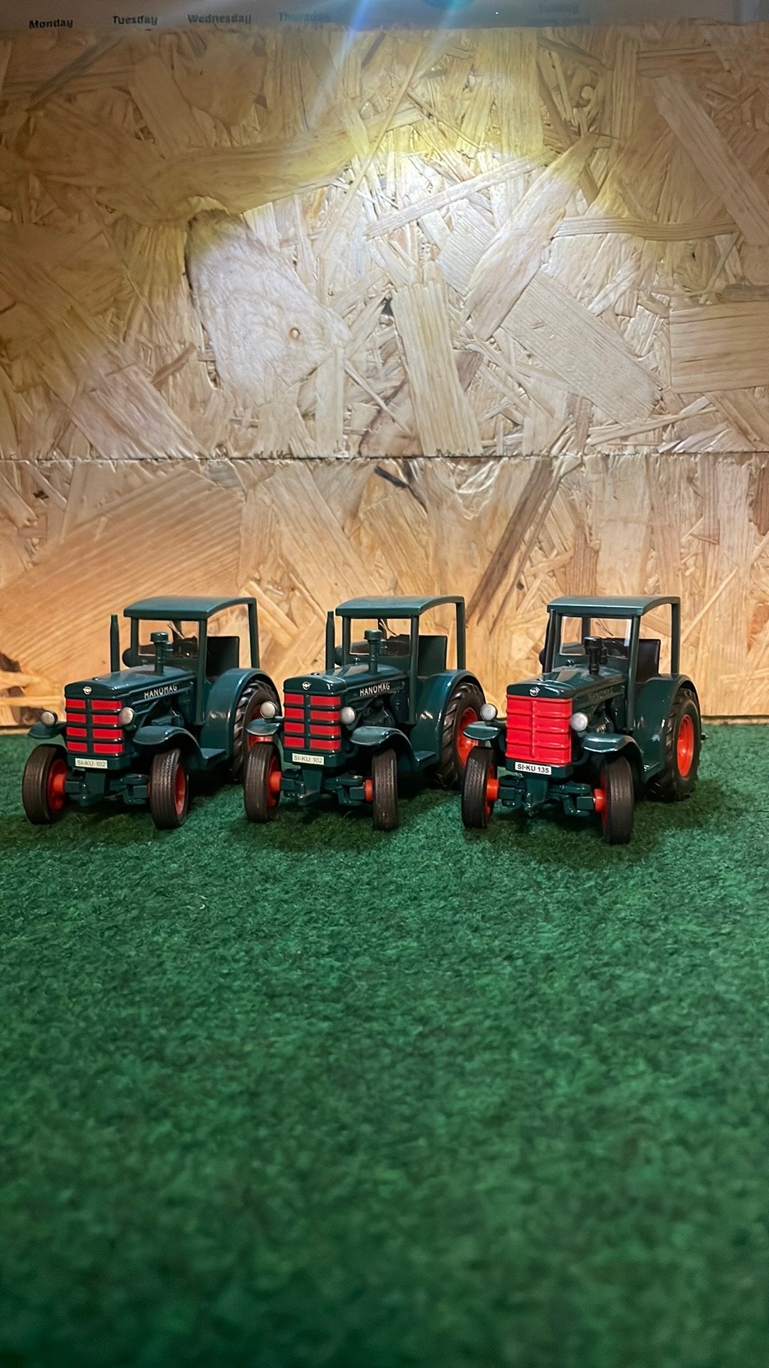 Siku hanomag, Hobby en Vrije tijd, Modelauto's | 1:32, Ophalen of Verzenden, Nieuw, Tractor of Landbouw, SIKU