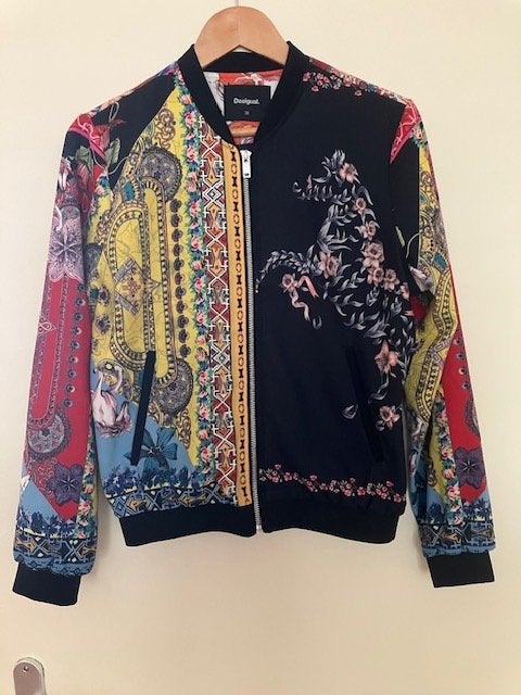 Kleurig jasje van Desigual maat M, Maat 38/40 (M), Meerkleurig, Ophalen of Verzenden, Zo goed als nieuw