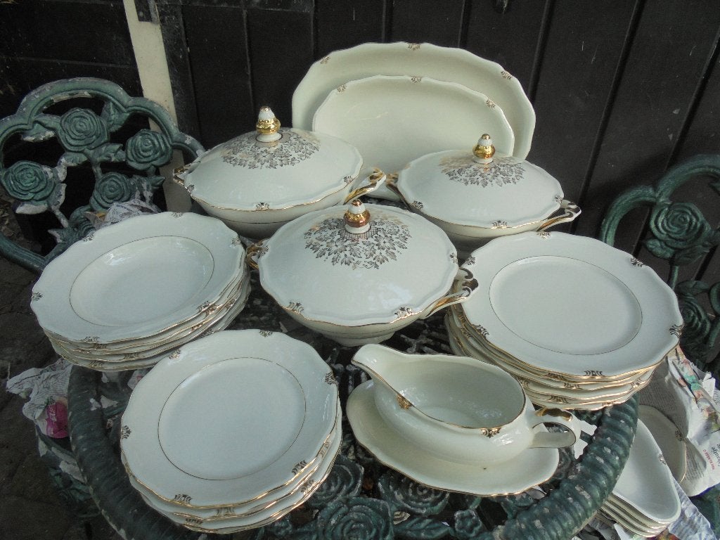 2 x Dinerservies Windsor Bavaria Elite + losse onderdelen, Ophalen of Verzenden