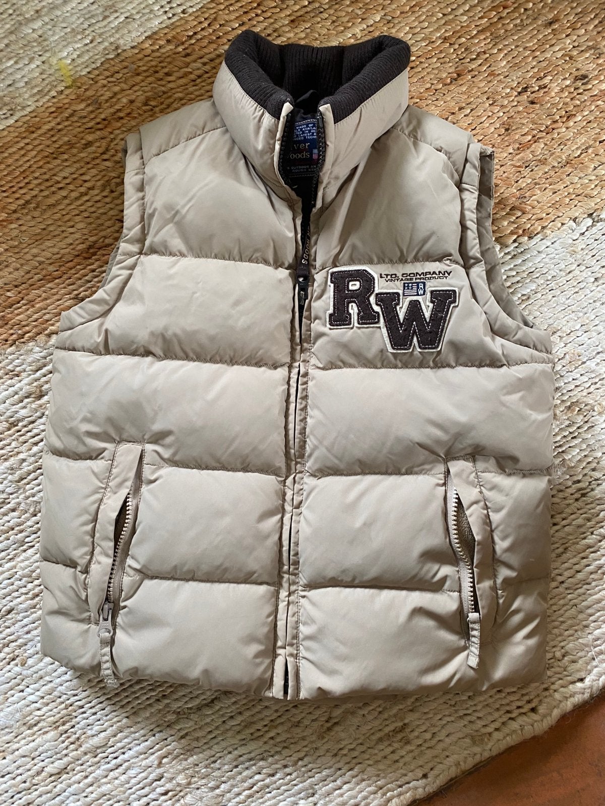 Fijne donzen bodywarmer RIVER WOODS mt 134, Kinderen en Baby's, Kinderkleding | Maat 134, Verzenden, Gebruikt, Jongen of Meisje