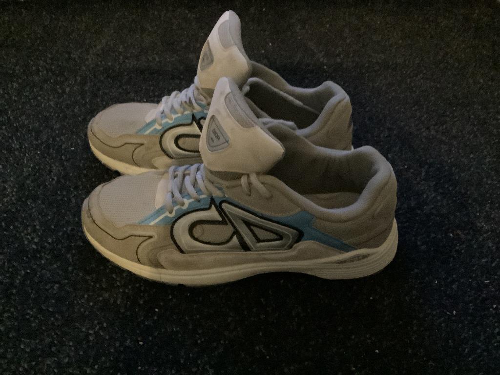 Dior b30 grijs met blauw, Christian Dior, Overige kleuren, Ophalen of Verzenden, Zo goed als nieuw