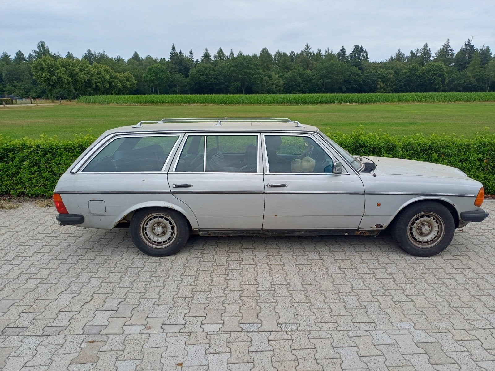 Mercedes w123 300td turbo, Particulier, Te koop