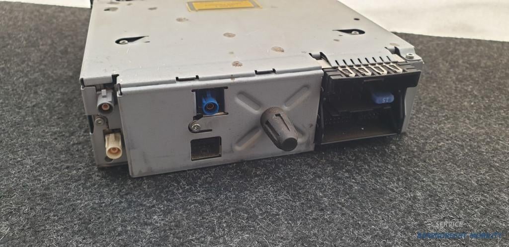 Rneg Radio CD speler met bluetooth en navigatie 96736746XT C, Taurusavenue 1
2132 LS  Hoofddorp, NL, Gebruikt, Stellantis N.V.
