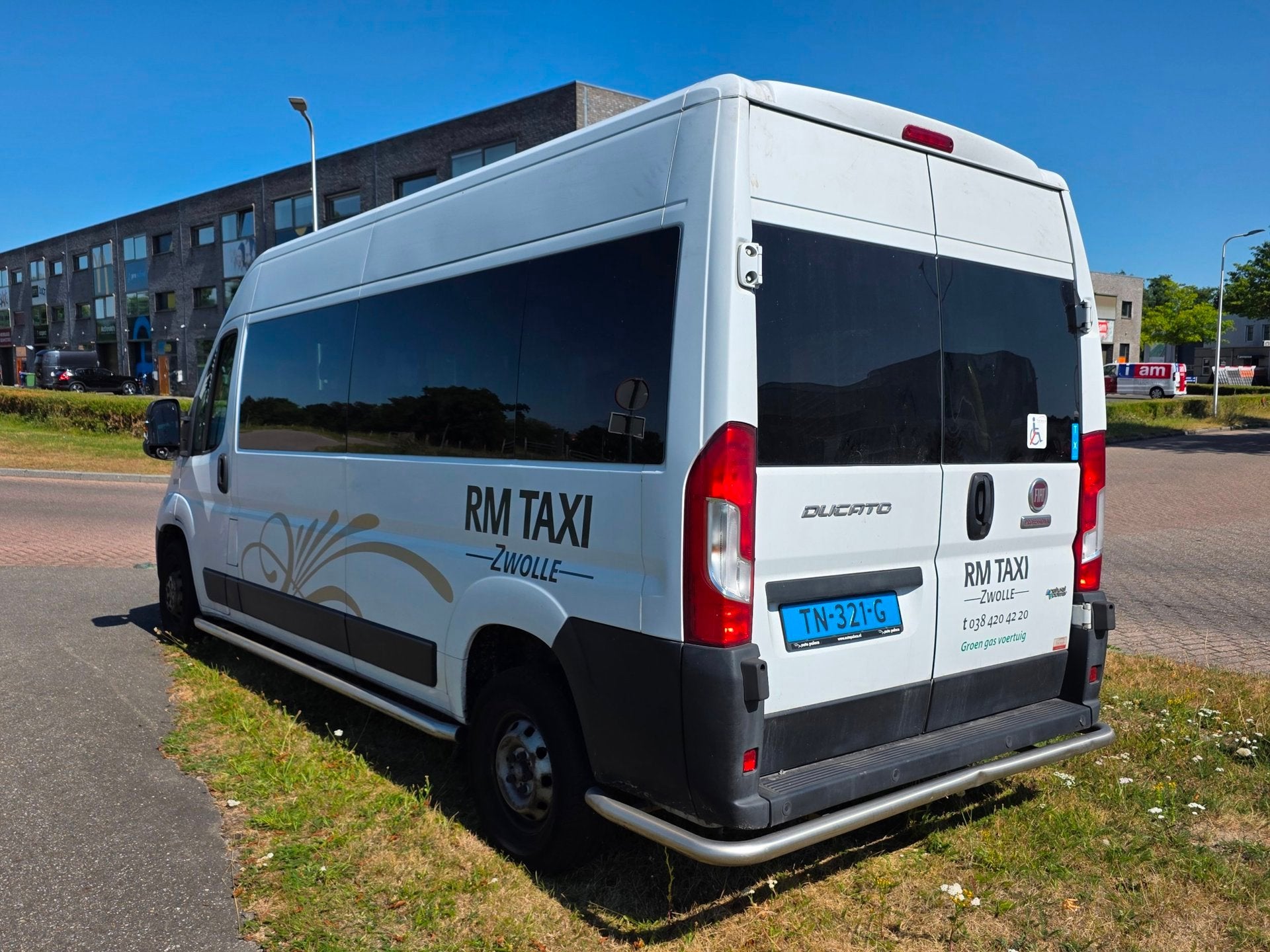 Fiat Ducato 35H 3.0 Natural Power L3H2 |ROLSTOEL|9-Pers. |Ai, Auto's, Voorwielaandrijving, Gebruikt, CNG (Aardgas), 2500 kg