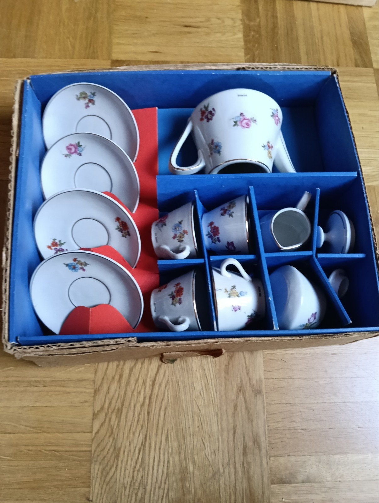 Vintage kinderserviesje met bloemmotief, Antiek en Kunst, Ophalen of Verzenden