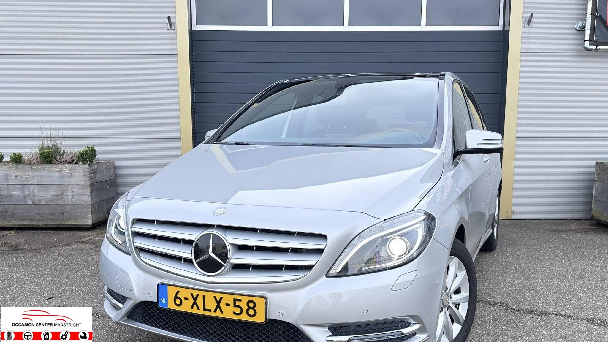 Mercedes-Benz B-klasse 200 Prestige,Panoramadak,Leder,Memory, Auto's, Stof, Gebruikt, Met garantie (alle), Automatische klimaatregeling