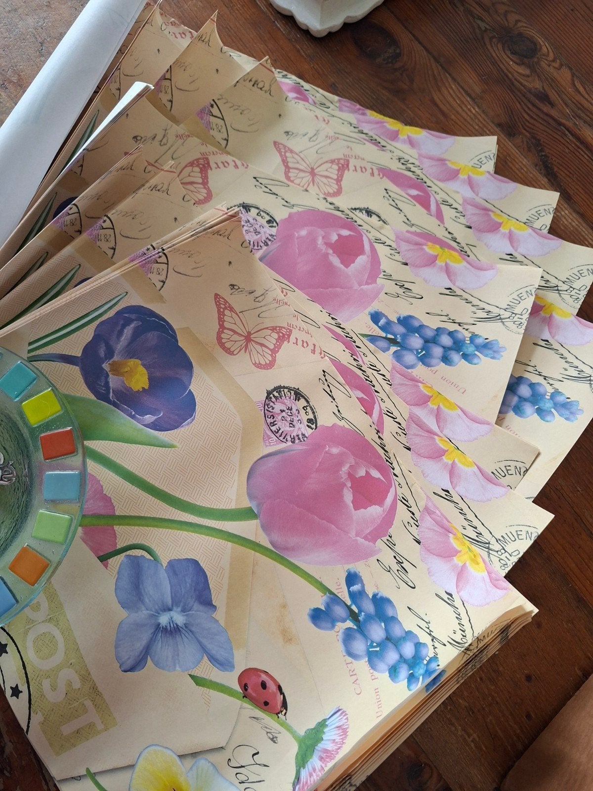 heleboel knutsel papier 40x30 bijna gratis, Ophalen of Verzenden, Zo goed als nieuw, Papier of Karton