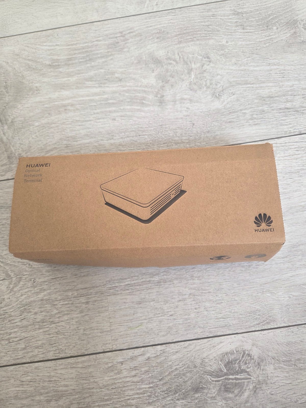 Huawei OptiXstar HG8010Hv6-10 GPON Terminal Router, Ophalen of Verzenden, Nieuw, Router, Huawei