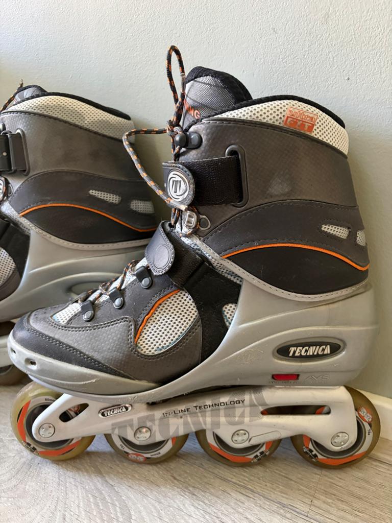 Tecnica In-line skates maat 43,5 met anti-vibration systeem, Ophalen of Verzenden, Gebruikt, Inline skates 4 wielen