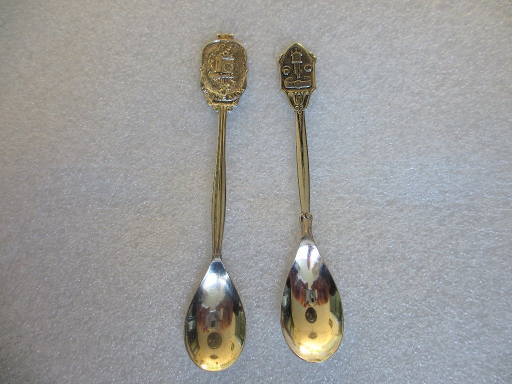 2 Vintage lepeltjes met Klokken,Horloge en Sieraden, Ophalen of Verzenden