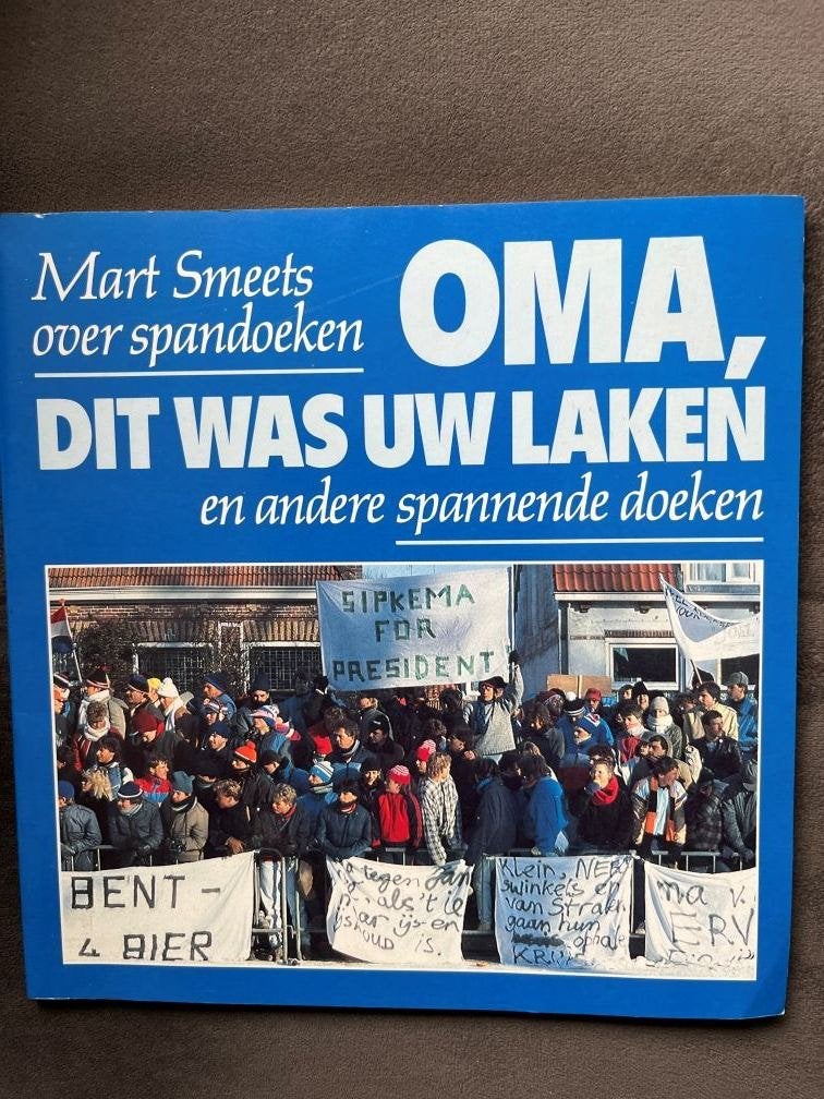 Mart Smeets dit was uw laken - over spandoeken, Ophalen of Verzenden, Zo goed als nieuw, Overige sporten