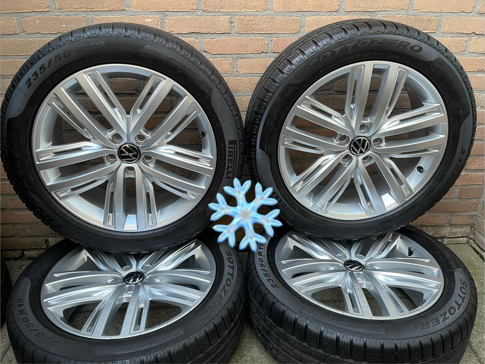 19 0rig. VW Tiguan skoda Kodiaq Pirelli wiintetset, Auto-onderdelen, 19 inch, Gebruikt, Banden en Velgen, 235 mm