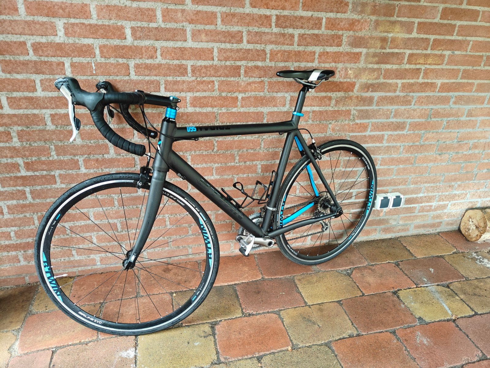 B'Twin Triban 560 racefiets - Zo goed als nieuw, Fietsen en Brommers, Fietsen | Racefietsen, 28 inch, Aluminium, Zo goed als nieuw