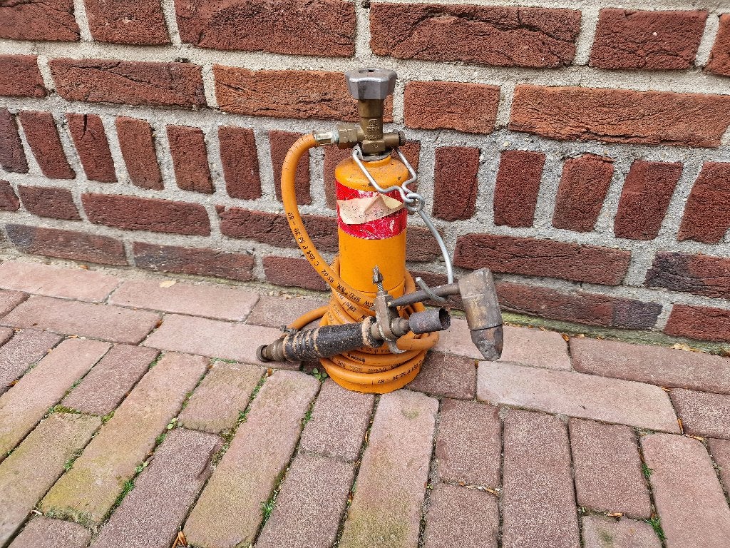 soldeerfles en 2 stalen bokjes, Ophalen, Zo goed als nieuw, Minder dan 150 ampère, Overige typen