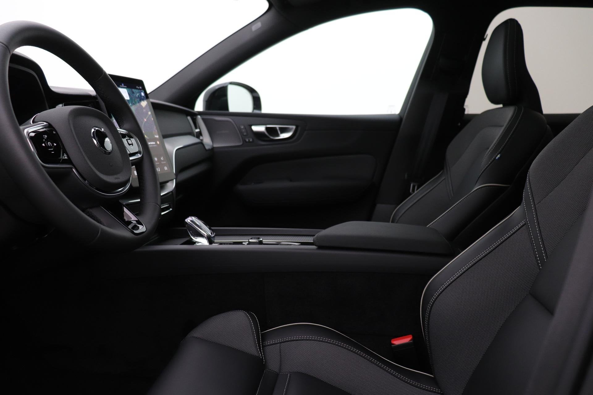 Volvo XC60 T6 Plus Black Edition | Harman/Kardon | Panoramad, Auto's, Automaat, Gebruikt, Euro 6, 4 cilinders