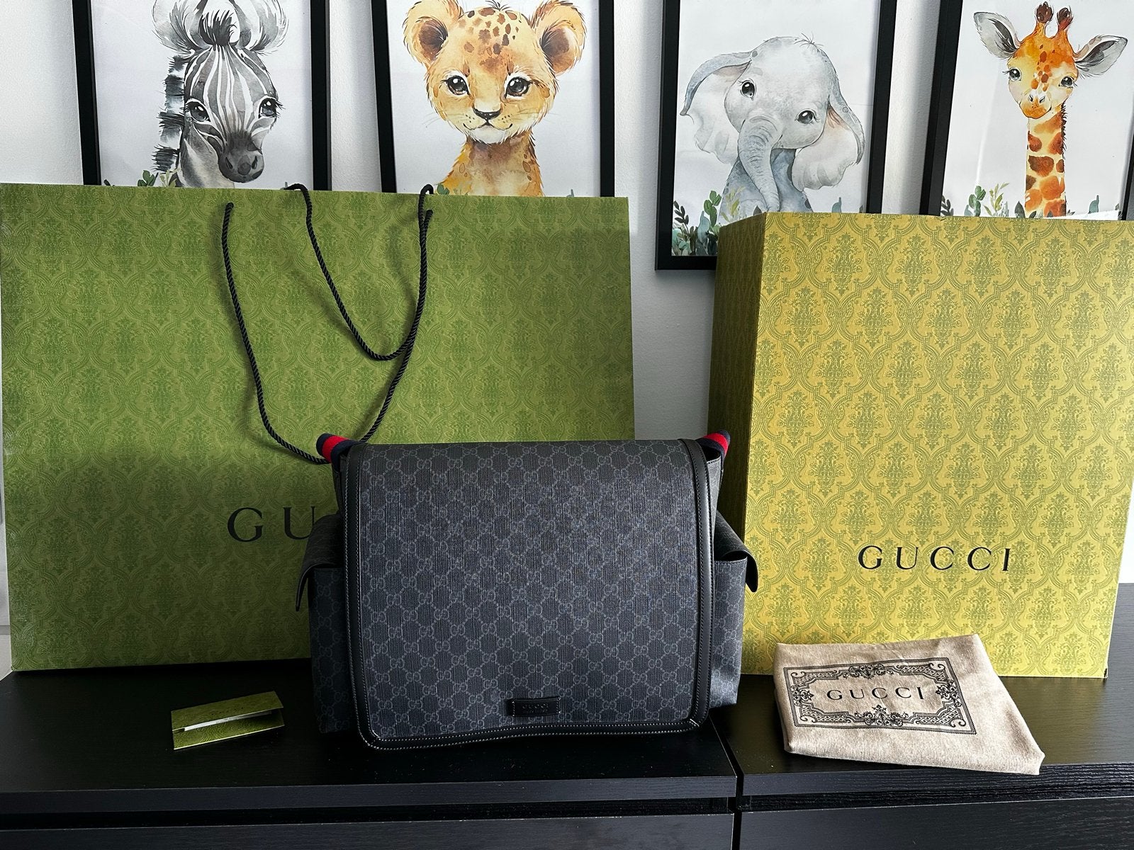 Z.g.a.n. Gucci GG large supreme canvas luiertas, Gucci, Zwart, Extra vakken, Zo goed als nieuw