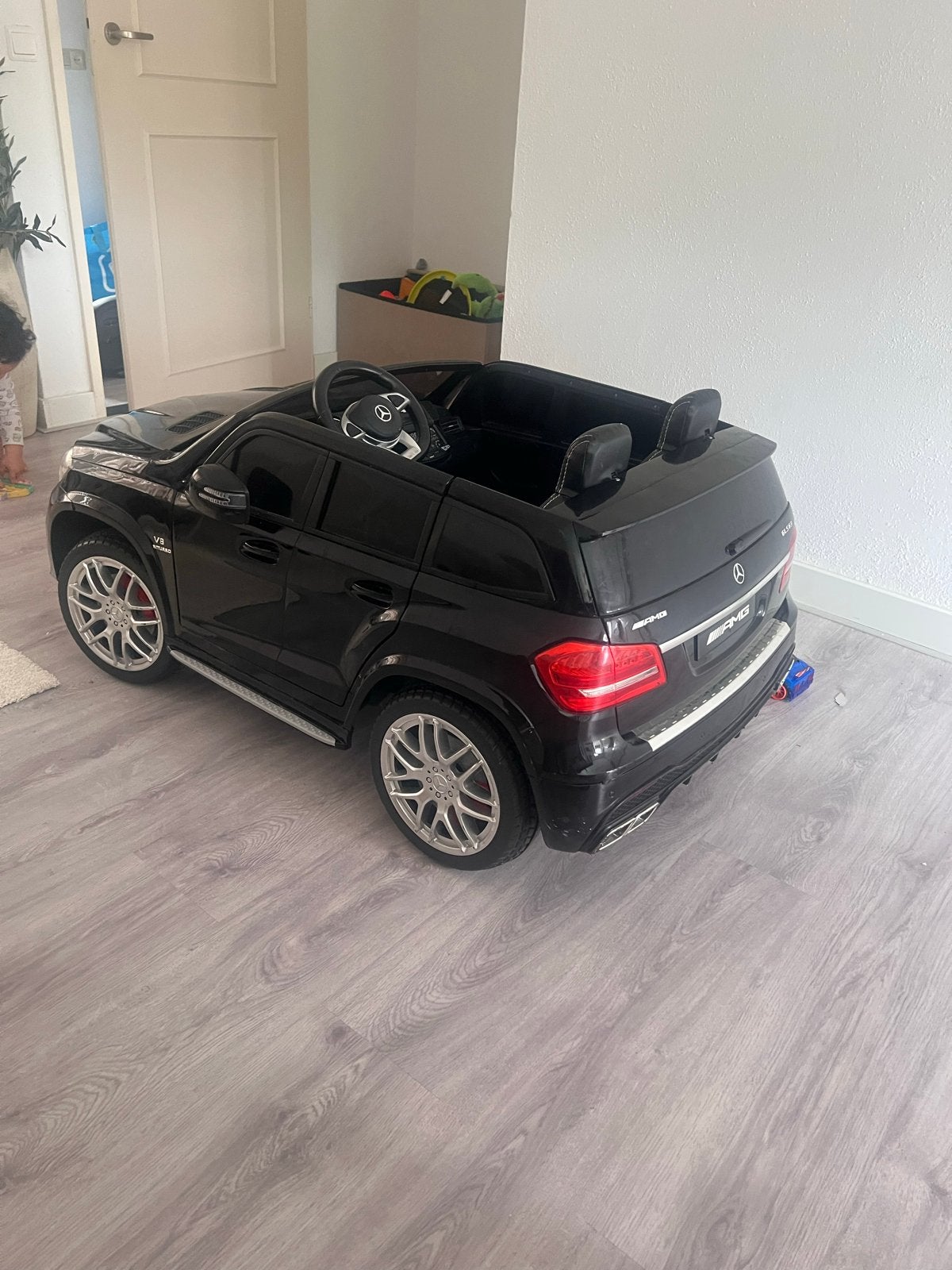 Mercedes-Benz GLS63 AMG 2-persoons kinderauto (accu defect), Ophalen of Verzenden, Gebruikt