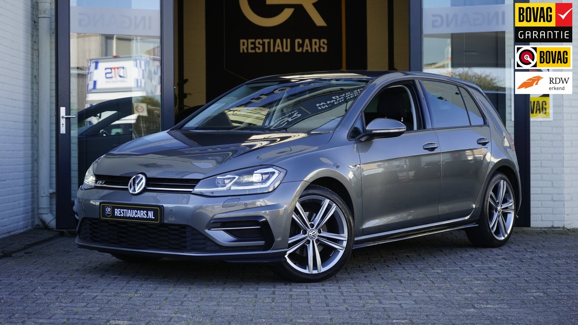 Volkswagen Golf 7.5 1.5 TSI R-Line ACC|ALCANTARA|CLIMA|DYNAU, 4 cilinders, 150 pk, Alcantara, Bedrijf