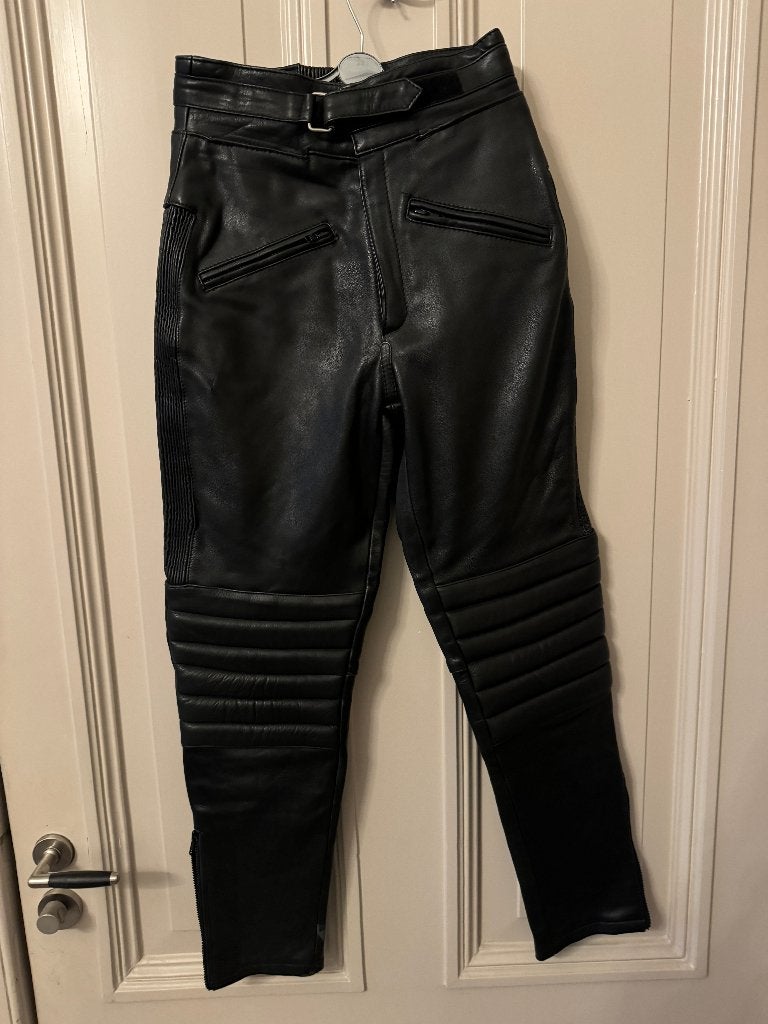 Akito Motorbroek Leer M/V 50 / 38 Medium, Motoren, Kleding | Motorkleding, Broek | leer, Kinderen, Ophalen of Verzenden, Akito