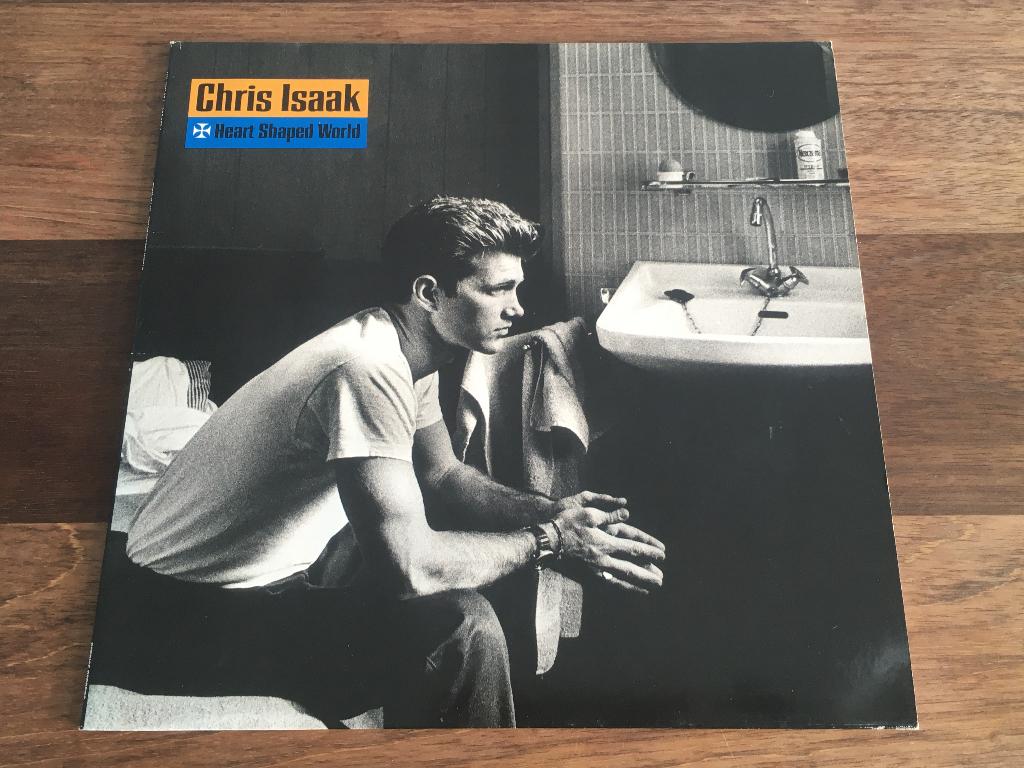 Vinyl LP Chris Isaak Heart Shaped World, Gebruikt, 1980 - 1989, Ophalen of Verzenden, Inclusief binnenhoes