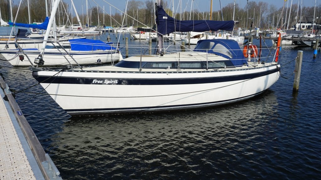 Friendship 28, 3 m, 9 m, Gebruikt, Binnenboordmotor