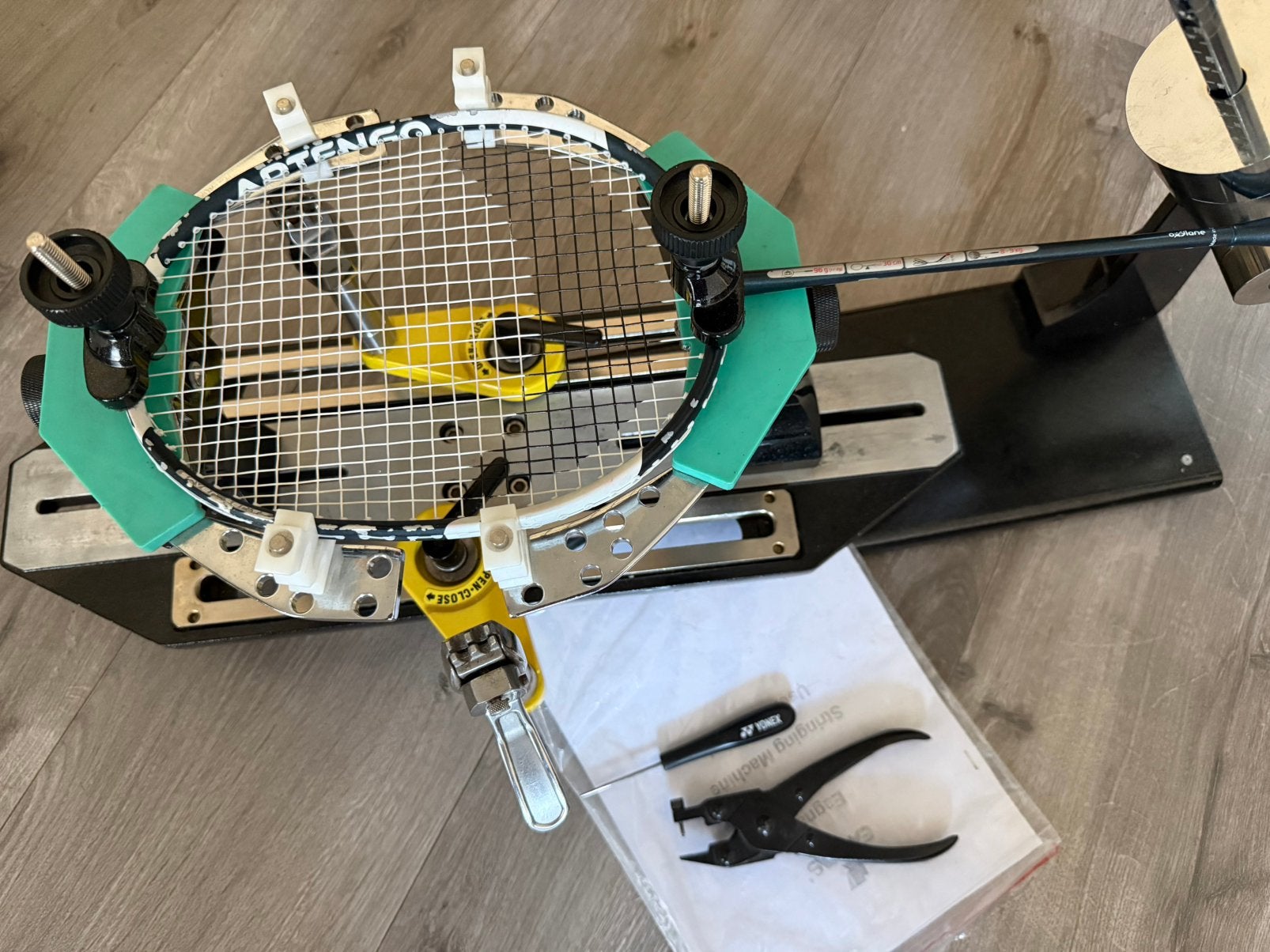 Bespanmachine Badminton, Sport en Fitness, Tennis, Ophalen of Verzenden, Zo goed als nieuw, Overige merken, L00
