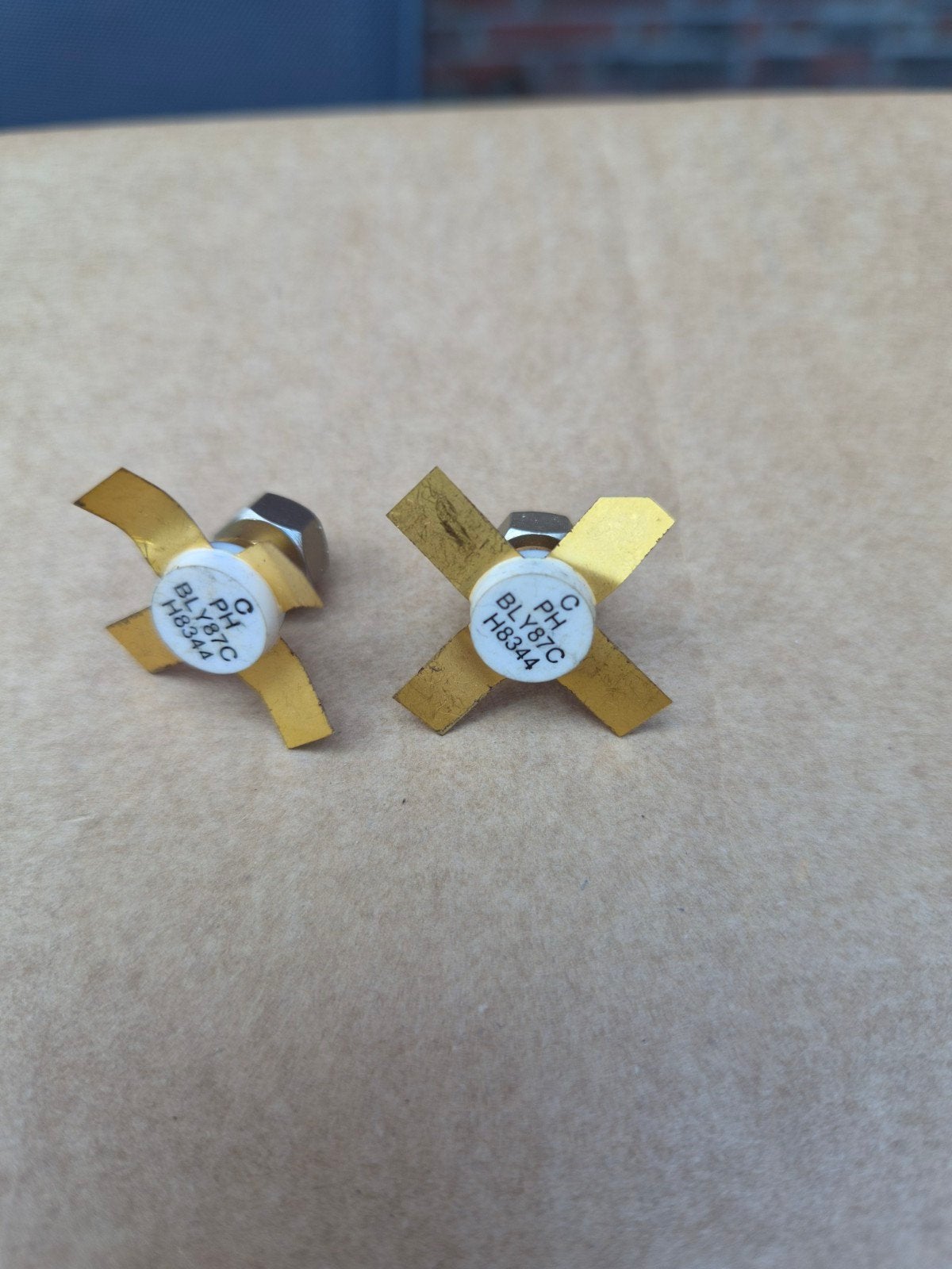 BLX87C H3644 RF Transistor, Hobby en Vrije tijd, Elektronica-componenten, Ophalen of Verzenden, Gebruikt