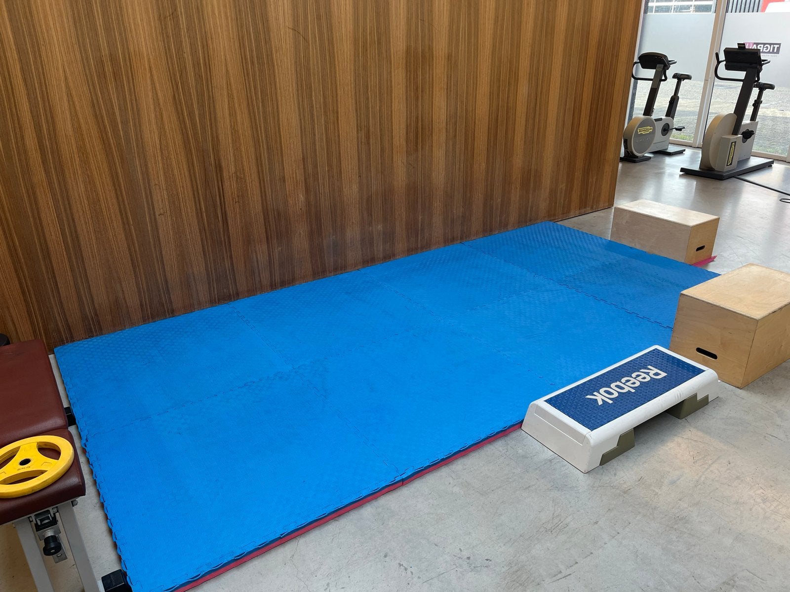 Valmat 2 bij 8 meter - voor fitness ruimte of oefenruimte, Sport en Fitness, Ophalen, Gebruikt, Fitnessmat