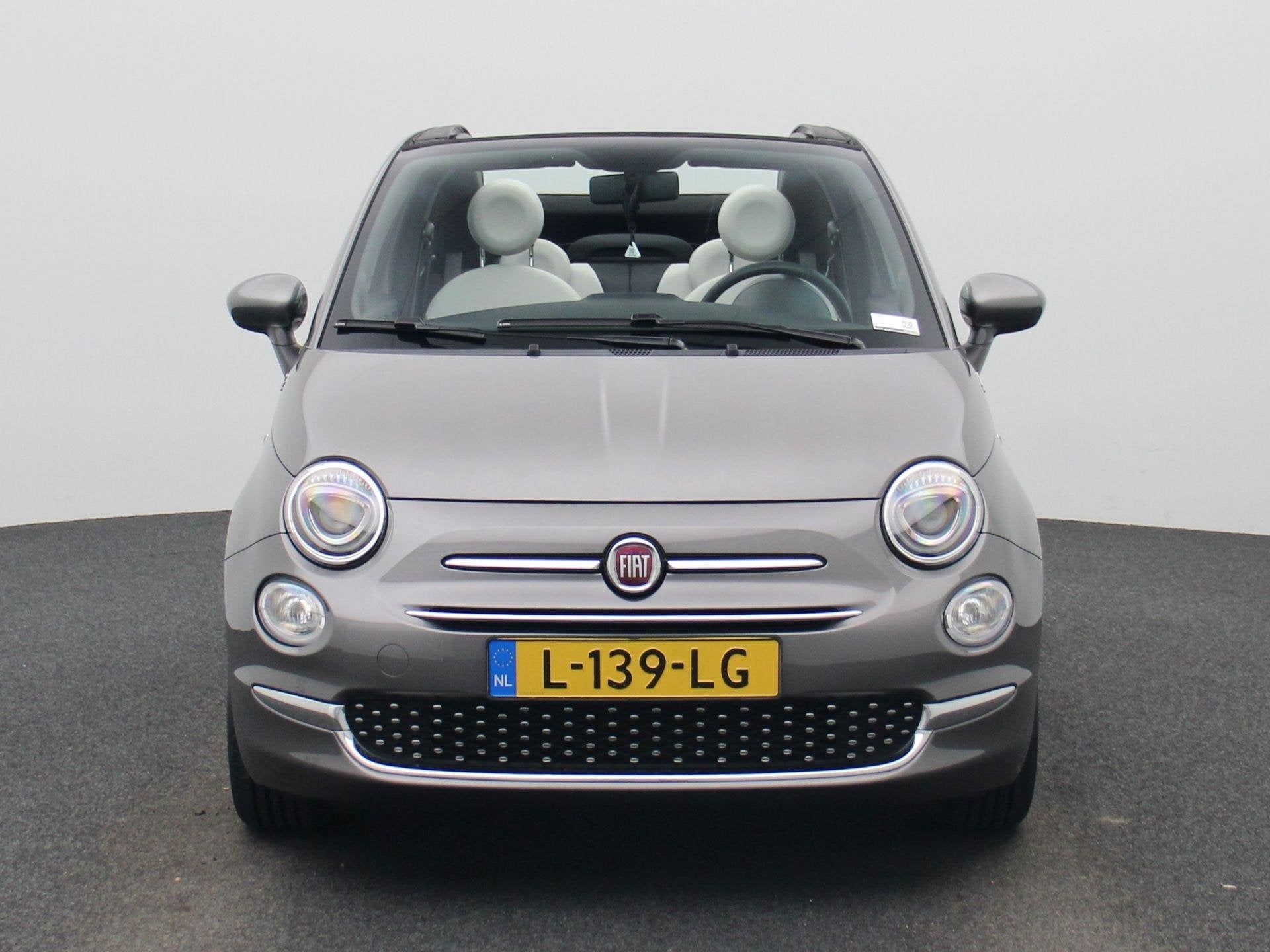 Fiat 500 C 1.0 Hybrid Dolcevita | APPLE CARPLAY - ANDROID AU, Voorwielaandrijving, 12 maanden, Stof, 4 stoelen