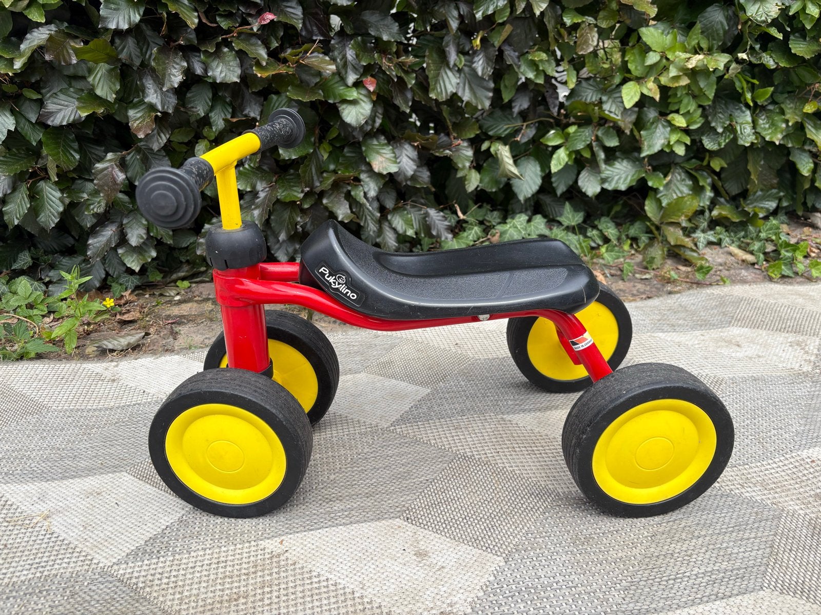 Puky loopfiets Pukylino rood/geel, Kinderen en Baby's, Speelgoed | Buiten | Voertuigen en Loopfietsen, Ophalen, Gebruikt, Loopfiets