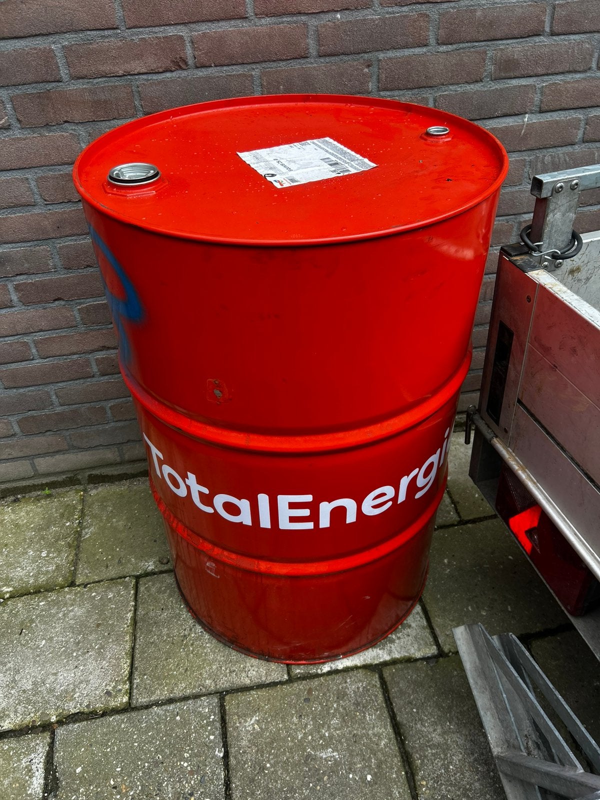 Olie ton, Ophalen, Zo goed als nieuw