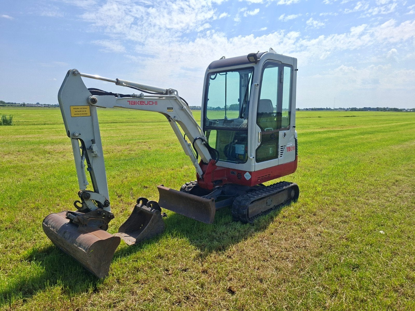 Takeuchi TB016, Ophalen, Graafmachine