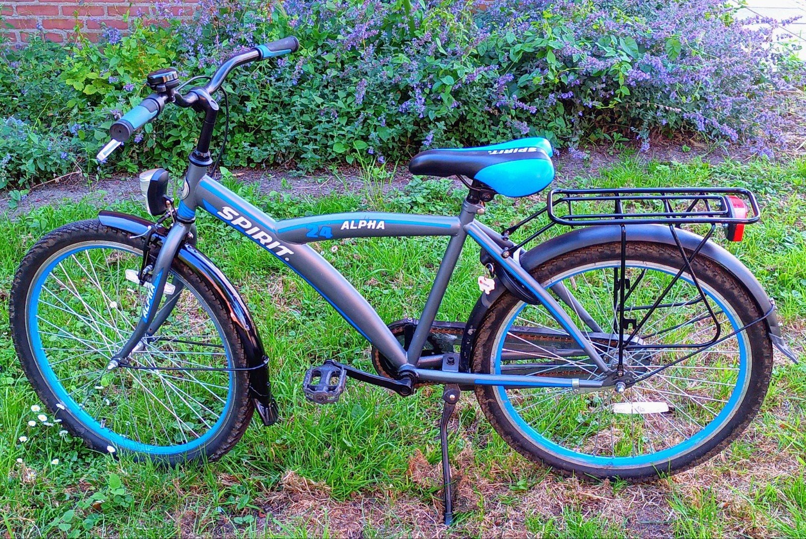 Nette stoere jongensfiets. 24 inch bandenmaat.
Met handrem., Ophalen, Gebruikt, 24 inch, Handrem