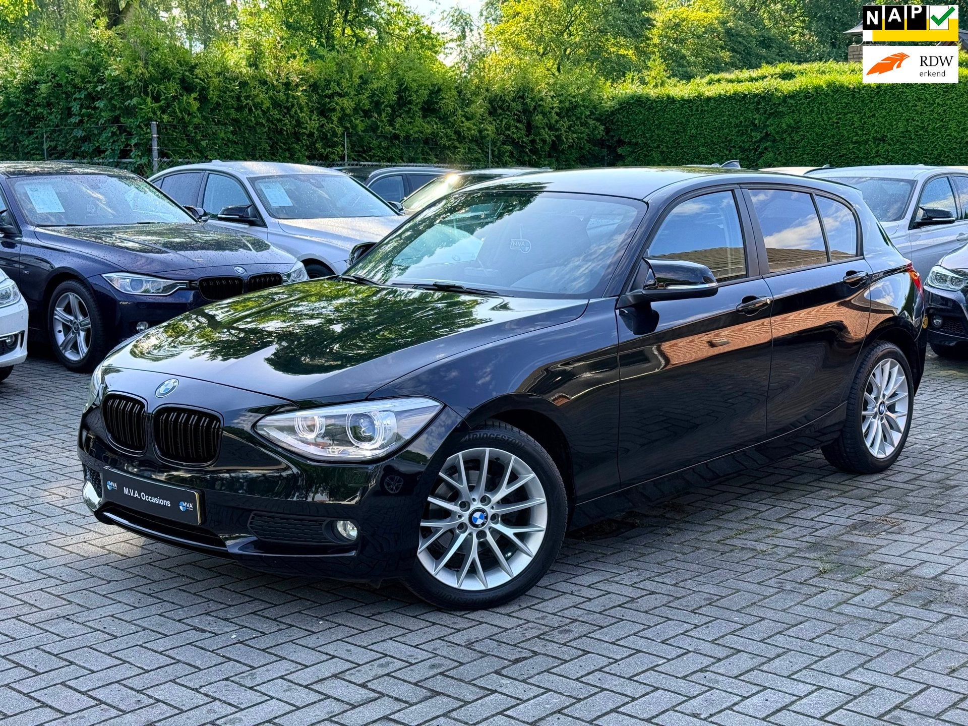 BMW 1-serie 114i Upgrade Edition|Nieuwe Ketting + Klepseals|, Auto's, BMW, 1-Serie, Euro 5, Achterwielaandrijving, Gebruikt
